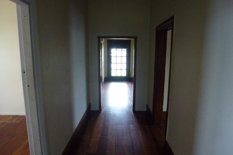 Photo of property in 503 Featherston Street, Roslyn, Palmerston North, 4414