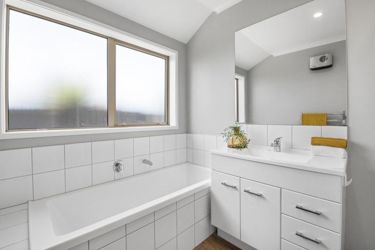 Photo of property in 7 Colebrook Drive, Rolleston, 7614