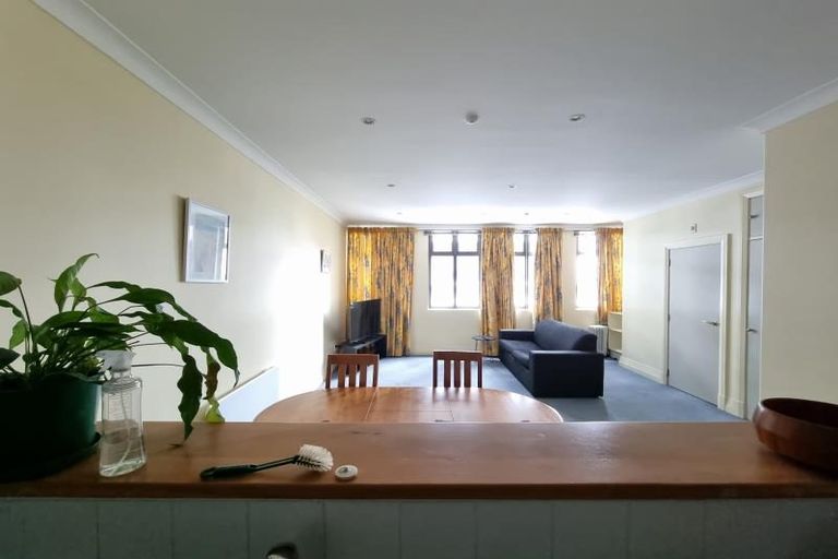 Photo of property in Kelvin House, 5h/16 The Terrace, Wellington Central, Wellington, 6011