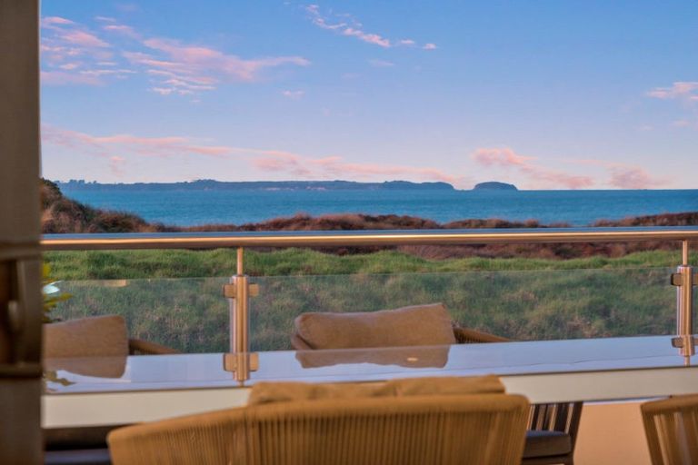 Photo of property in 820a Papamoa Beach Road, Papamoa Beach, Papamoa, 3118