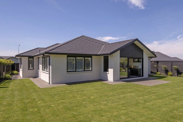 Photo of property in 13 Owen Drive, Darfield, 7510