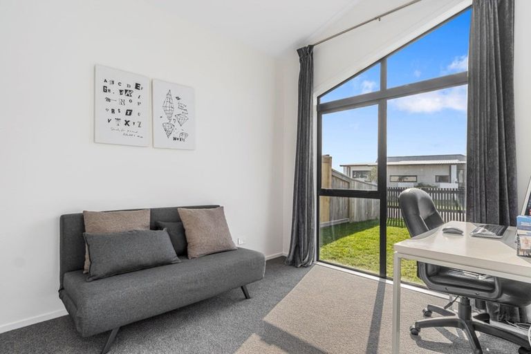 Photo of property in 26 Knightia Drive, Papamoa Beach, Papamoa, 3118