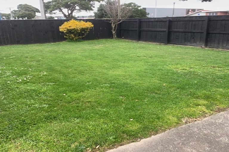 Photo of property in 152 Randwick Road, Moera, Lower Hutt, 5010