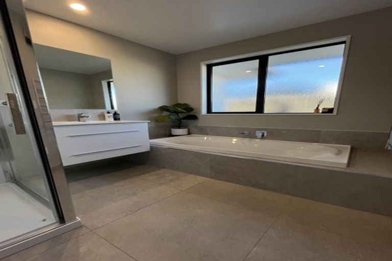 Photo of property in 31 Withers Crescent, Halswell, Christchurch, 8025