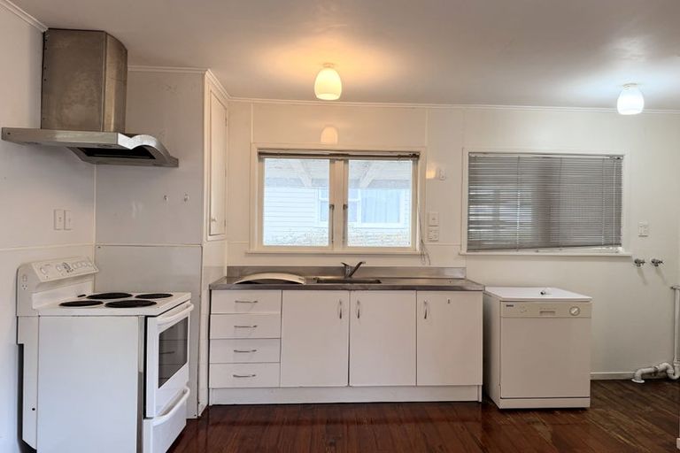 Photo of property in 46 Glendene Avenue, Glendene, Auckland, 0602