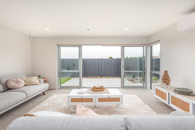 Photo of property in 9 Kakapo Lane, Redwood, Christchurch, 8051