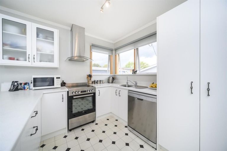 Photo of property in 7 Grey Street, Marton, 4710