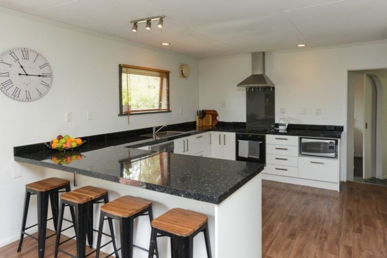 Photo of property in 7 Henderson Street, Otane, 4202