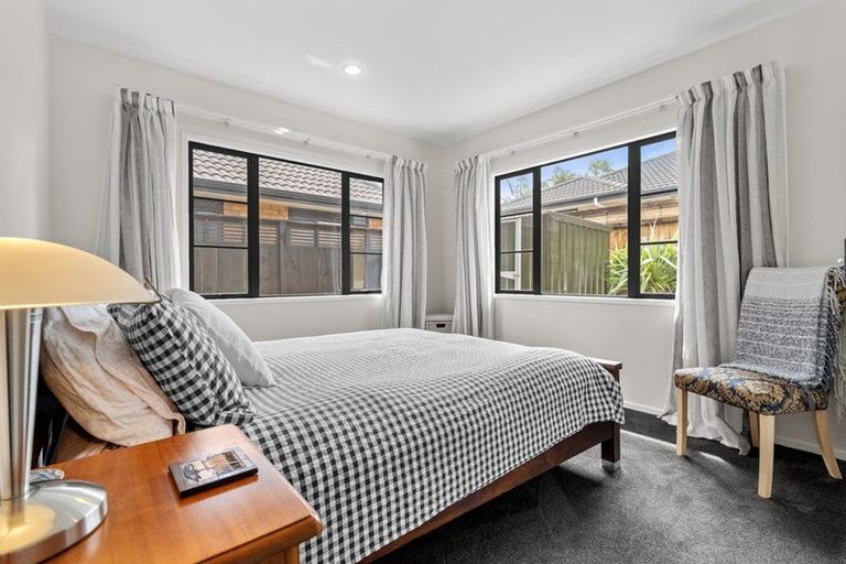 Photo of property in 51 Rathmar Drive, Manurewa, Auckland, 2105