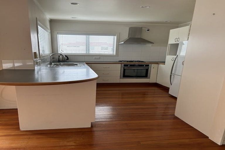 Photo of property in 12b Ngataringa Road, Devonport, Auckland, 0624