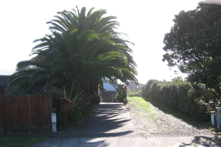 Photo of property in 7 Jane Street, Waikanae Beach, Waikanae, 5036