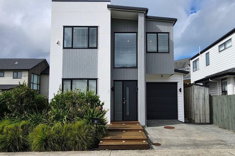 Photo of property in 13 Turret Lane, Hobsonville, Auckland, 0616
