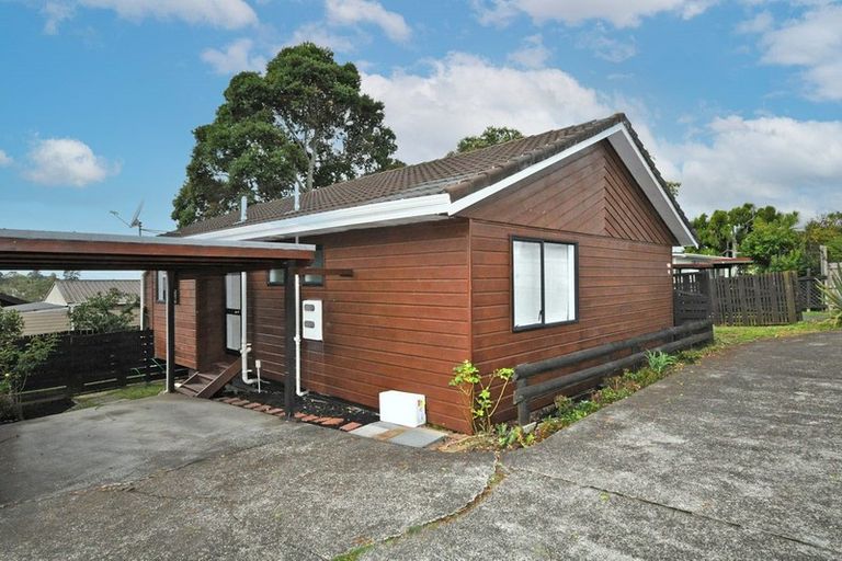 Photo of property in 7/109 Don Buck Road, Massey, Auckland, 0614