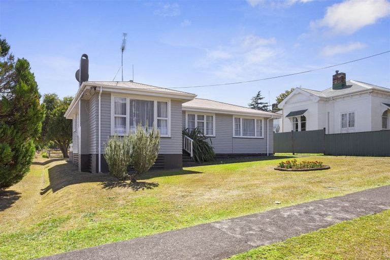 Photo of property in 12 Hill Street, Paeroa, 3600
