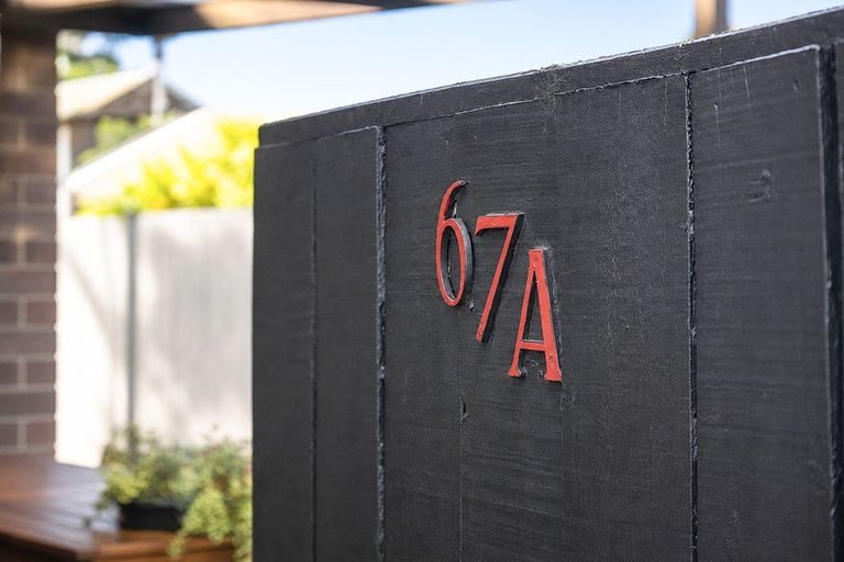 Photo of property in 67 Bowen Street, Cambridge, 3434