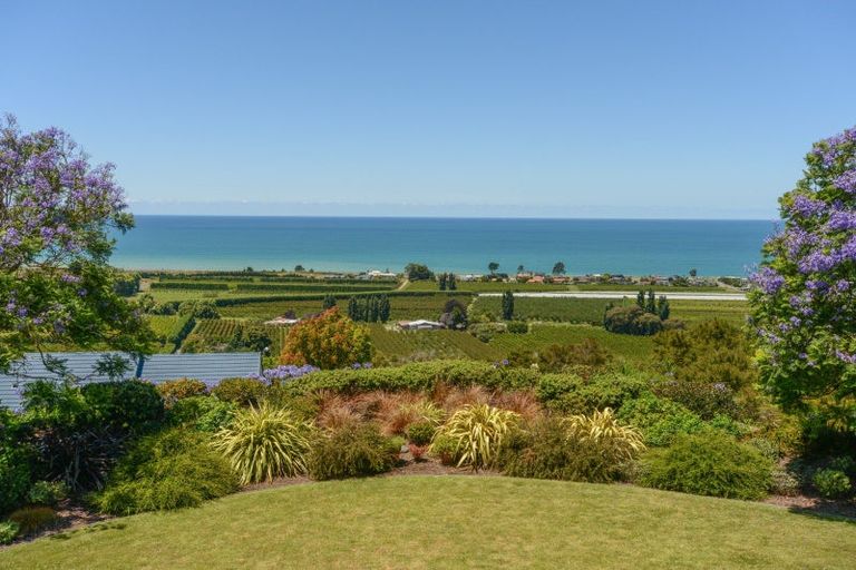 Photo of property in 11 Kaimata Road, Bay View, Napier, 4182