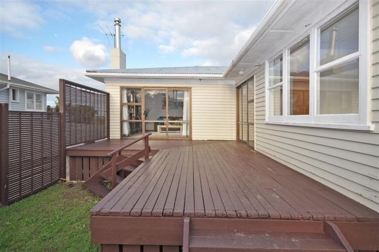 Photo of property in 216a Sturges Road, Henderson, Auckland, 0612