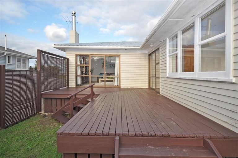 Photo of property in 216a Sturges Road, Henderson, Auckland, 0612