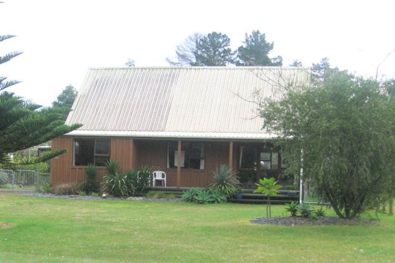 Photo of property in 224 Matarangi Drive, Matarangi, Whitianga, 3592