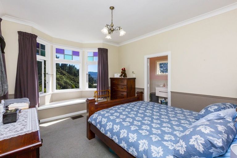 Photo of property in 62 Wyndham Road, Pinehaven, Upper Hutt, 5019