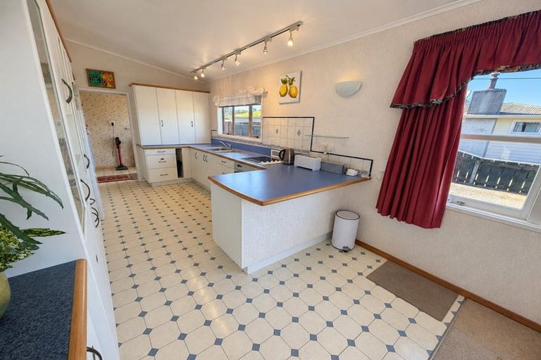 Photo of property in 17 Keir Crescent, Lansdowne, Masterton, 5810