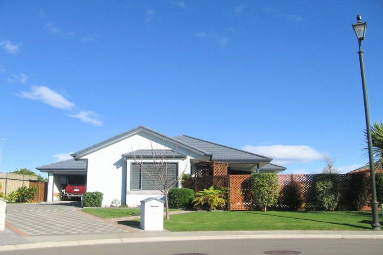 Photo of property in 9 Rosehill Way, Taradale, Napier, 4112