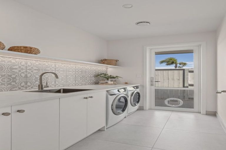 Photo of property in 15 Huria Vista, Pyes Pa, Tauranga, 3112