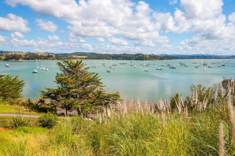 Photo of property in 17 Ridge Road, Mahurangi East, Warkworth, 0982