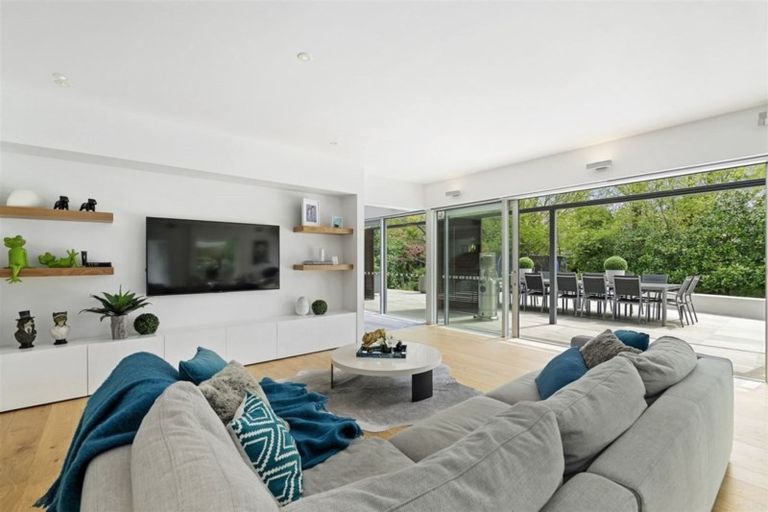 Photo of property in 8 Saint Barnabas Lane, Fendalton, Christchurch, 8052