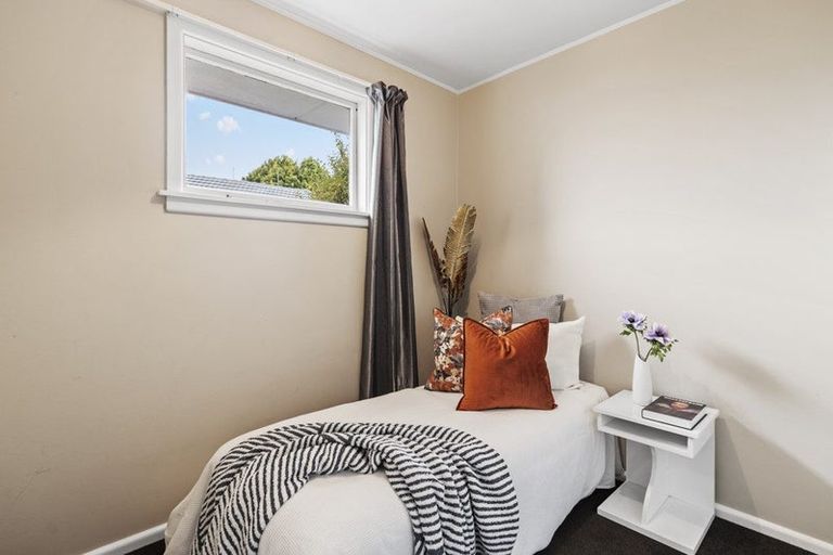 Photo of property in 11 Jarrow Place, Halswell, Christchurch, 8025