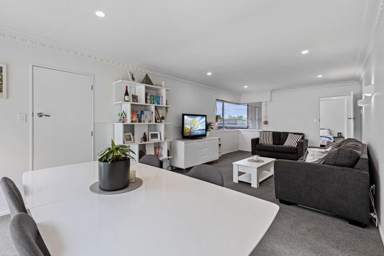 Photo of property in 99b Eighth Avenue, Tauranga, 3110