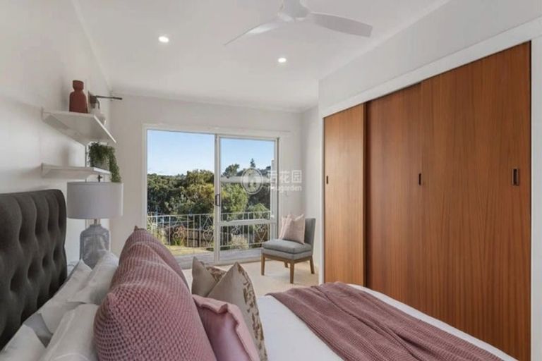 Photo of property in 5 Churchill Road, Murrays Bay, Auckland, 0630