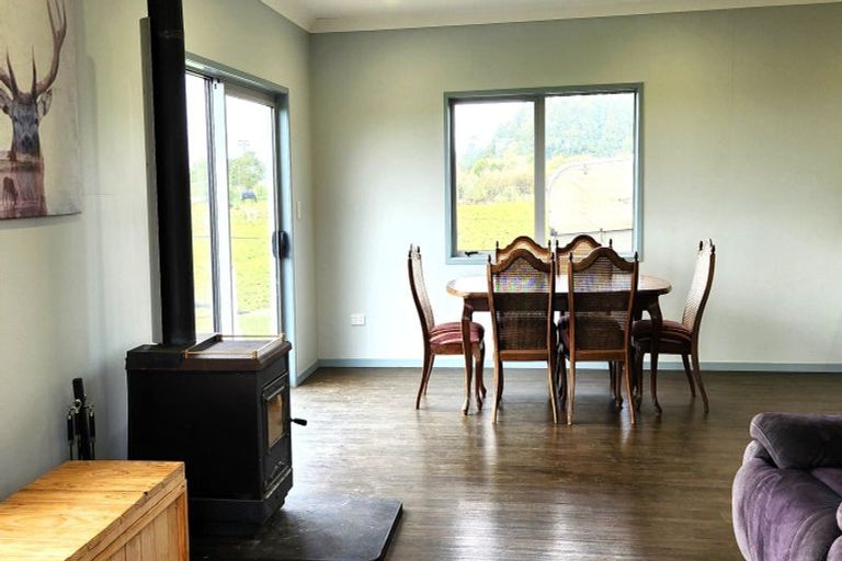 Photo of property in 70 Peters Road, Kaimiro, Inglewood, 4386