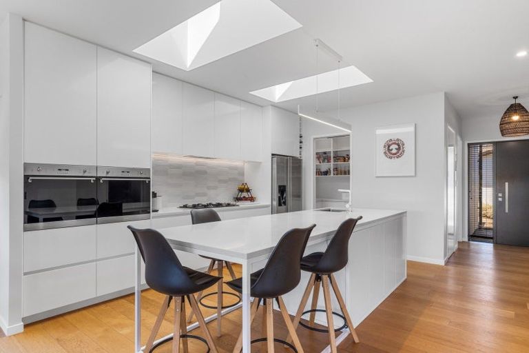 Photo of property in 95 Awataha Crescent, Pyes Pa, Tauranga, 3110