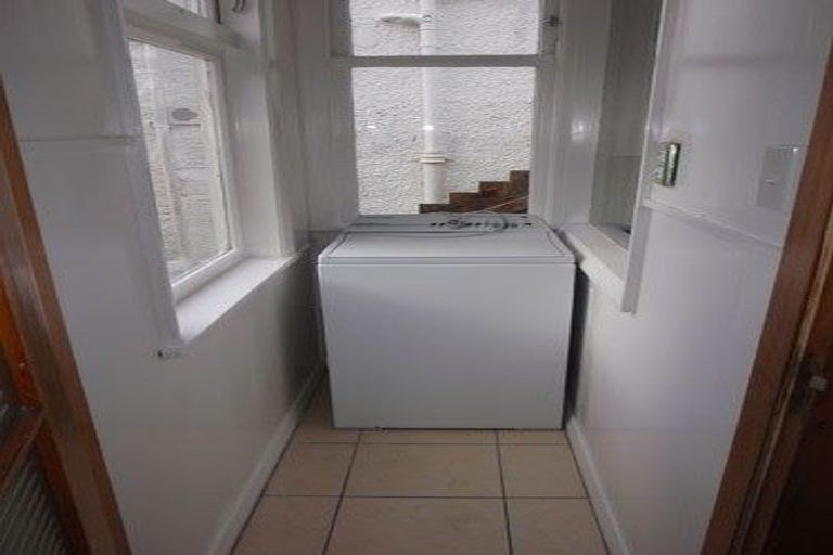 Photo of property in 61 Thompson Street, Mount Cook, Wellington, 6011