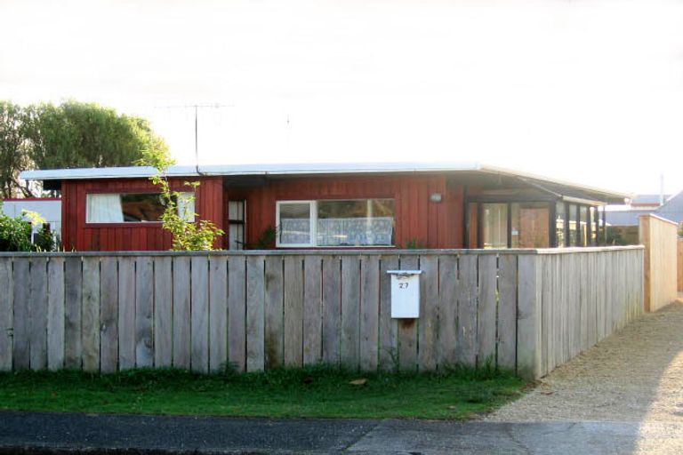 Photo of property in 27b Michael Road, Paraparaumu Beach, Paraparaumu, 5032