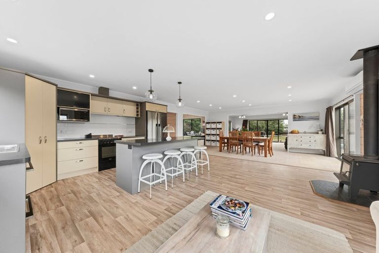 Photo of property in 1 Whitcombe Street, Lepperton, New Plymouth, 4373