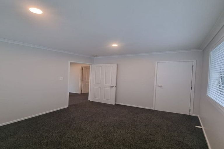 Photo of property in 95 Everglade Drive, Totara Heights, Auckland, 2105