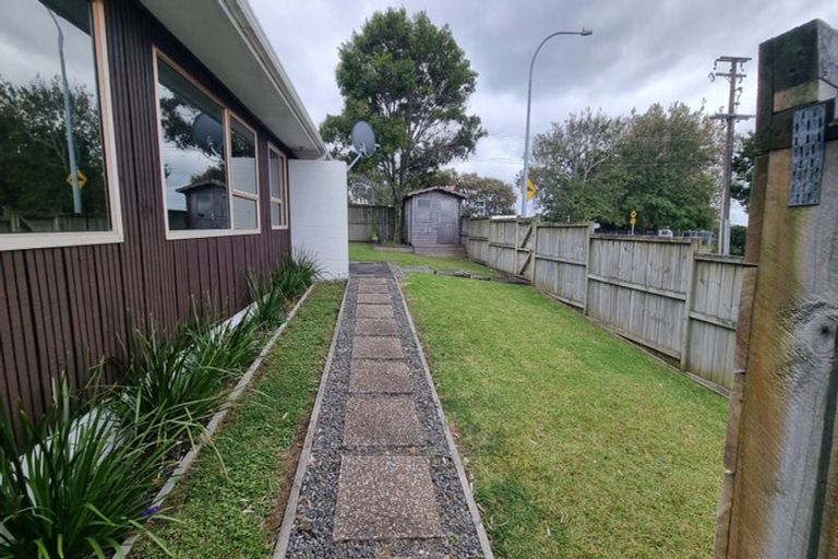 Photo of property in 1/1 Bishopgate Street, Birkdale, Auckland, 0626