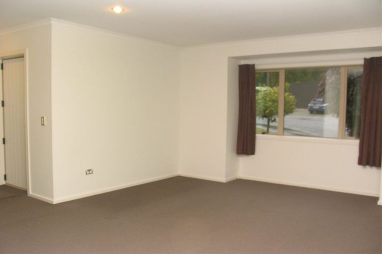 Photo of property in 8 Hector Close, Kingston, Athol, 9793