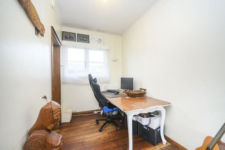 Photo of property in 534 Featherston Street, Roslyn, Palmerston North, 4414