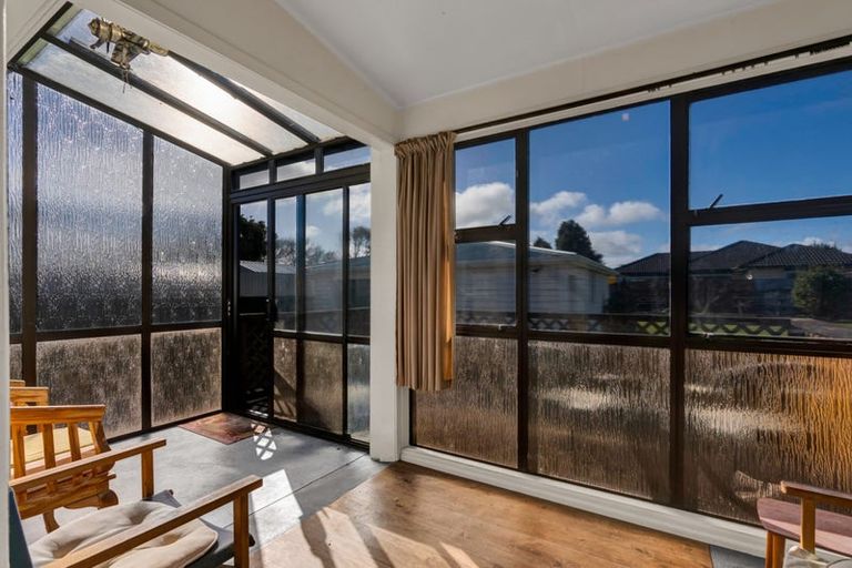 Photo of property in 44 Reid Avenue, Hawera, 4610