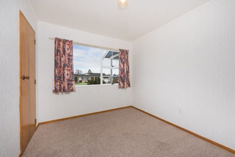 Photo of property in 36 Cedar Crescent, Feilding, 4702