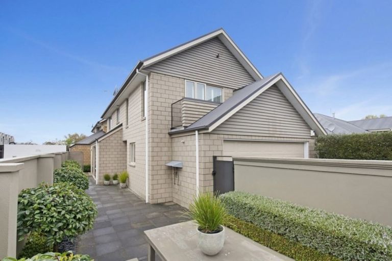 Photo of property in 28 Clissold Street, Merivale, Christchurch, 8014