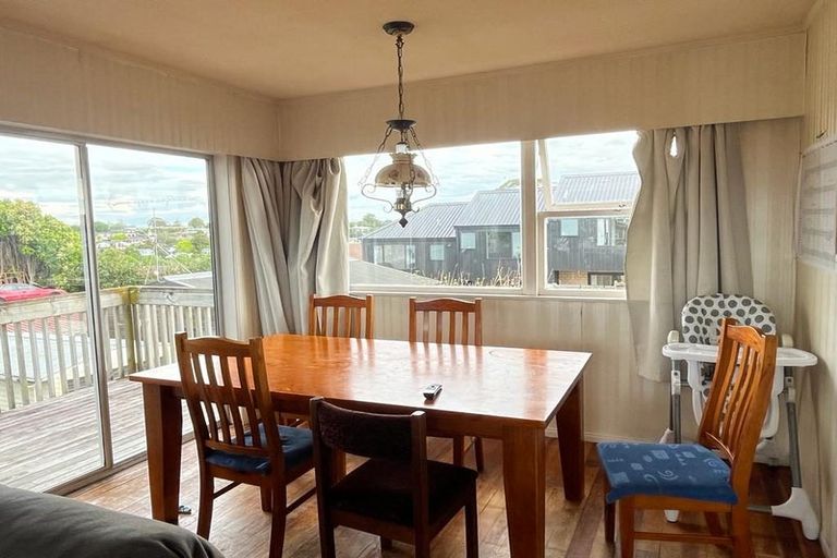 Photo of property in 8 Pooley Street, Pakuranga Heights, Auckland, 2010