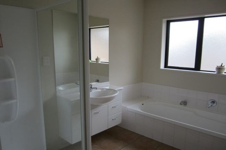 Photo of property in 30 Mccauley Street, Rolleston, 7614