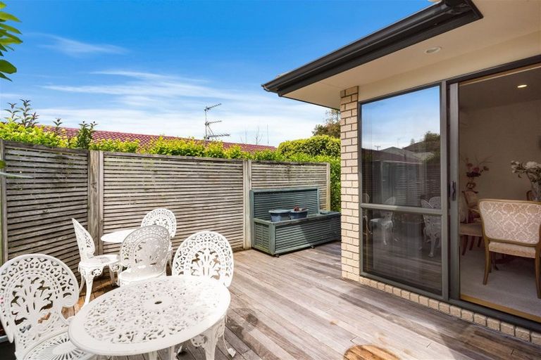 Photo of property in 34b Nile Road, Milford, Auckland, 0620