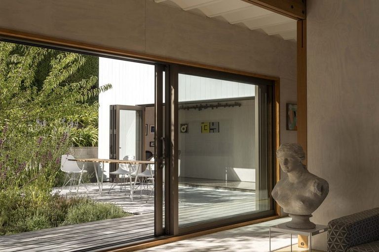 Photo of property in 139 Taylors Mistake Road, Scarborough, Christchurch, 8081