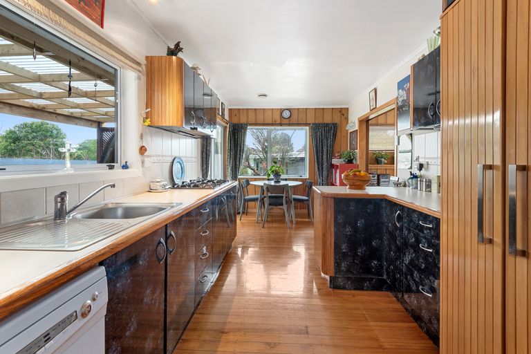 Photo of property in 592 State Highway 14, Maunu, Whangarei, 0179