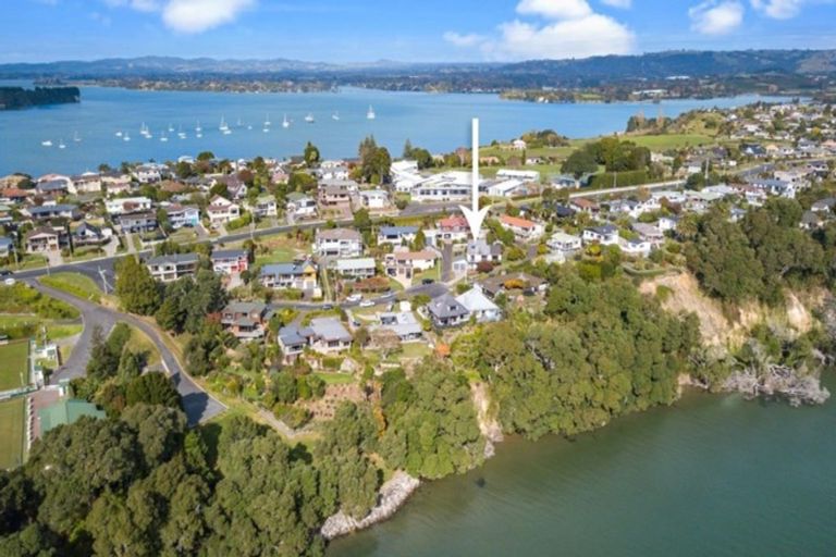 Photo of property in 15 Kaharoa Avenue, Omokoroa, 3114